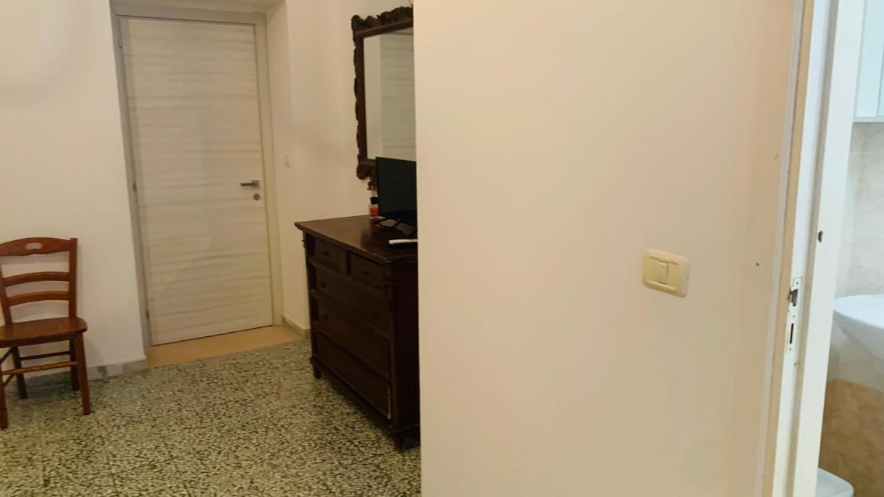 Colombo Apartment E Room Vieste Exterior foto