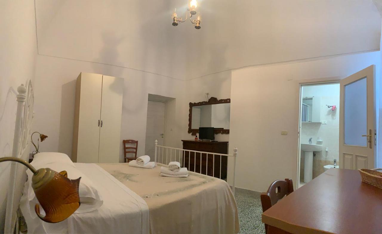 Colombo Apartment E Room Vieste Exterior foto